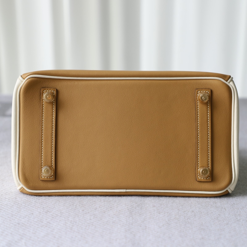 4B Biscuit and nata swift birkin 25cm with gold hardware