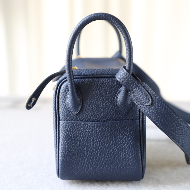 blue sapphire clemence lindy mini with ghw