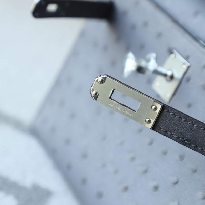 82 Agate Gris ostrich kelly pochette with phw