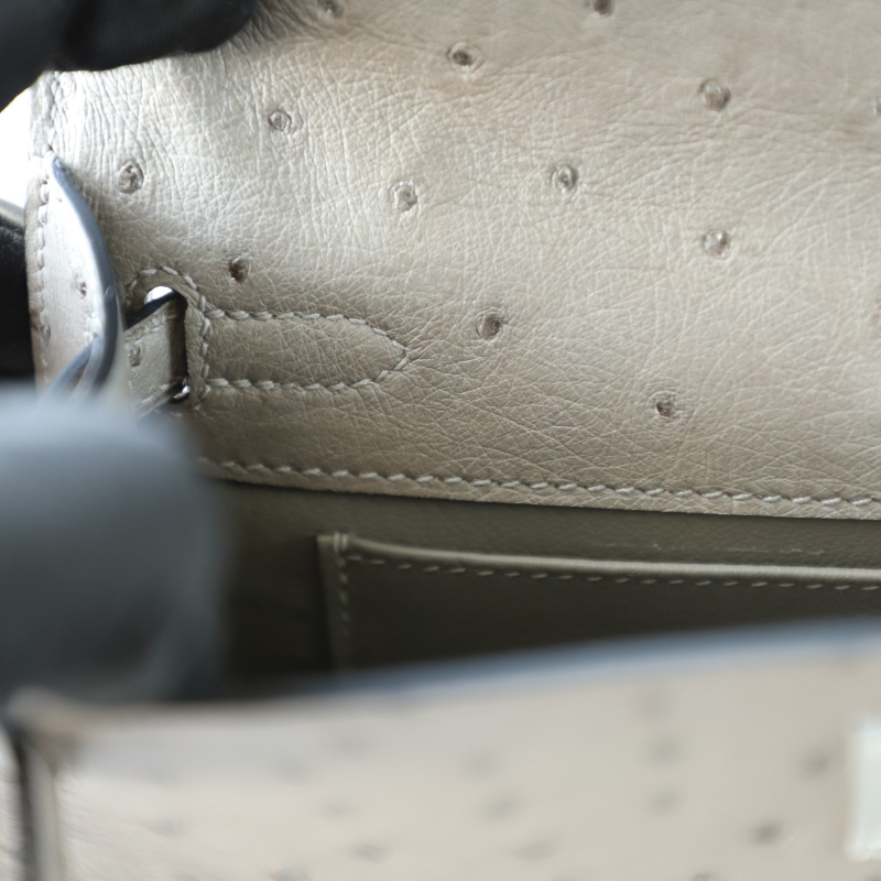 M8 Gris AsphaIte ostrich kelly pochette with Phw