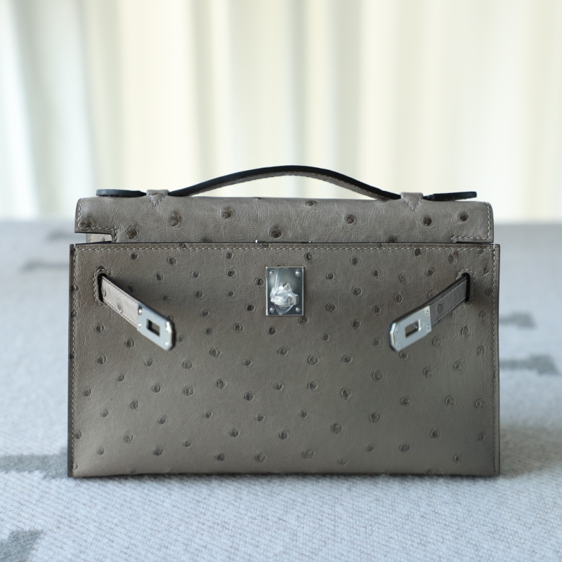 M8 Gris AsphaIte ostrich kelly pochette with Phw