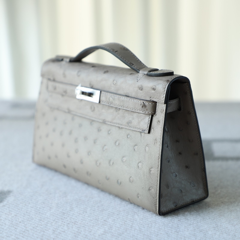 M8 Gris AsphaIte ostrich kelly pochette with Phw