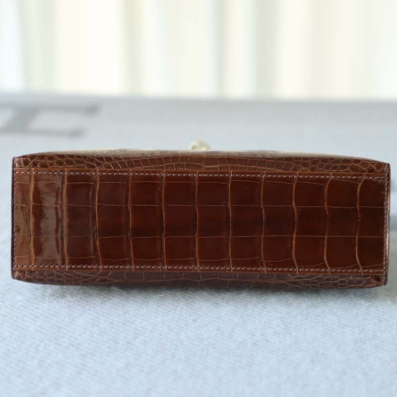 28 CarameI shiny alligator crocodile kelly pochette ghw