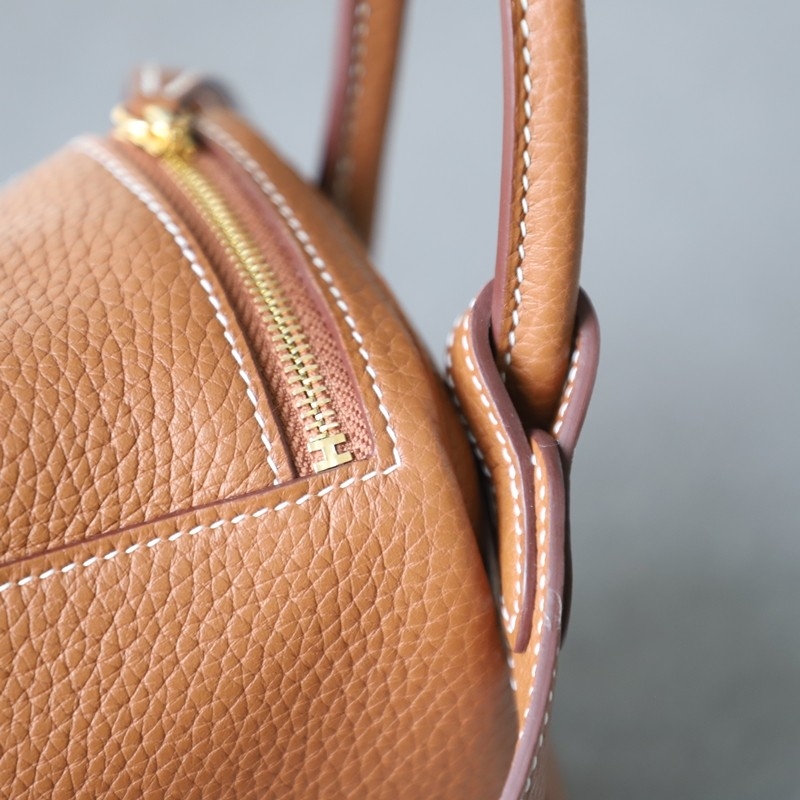  C37 GOLD clemence lindy mini with ghw