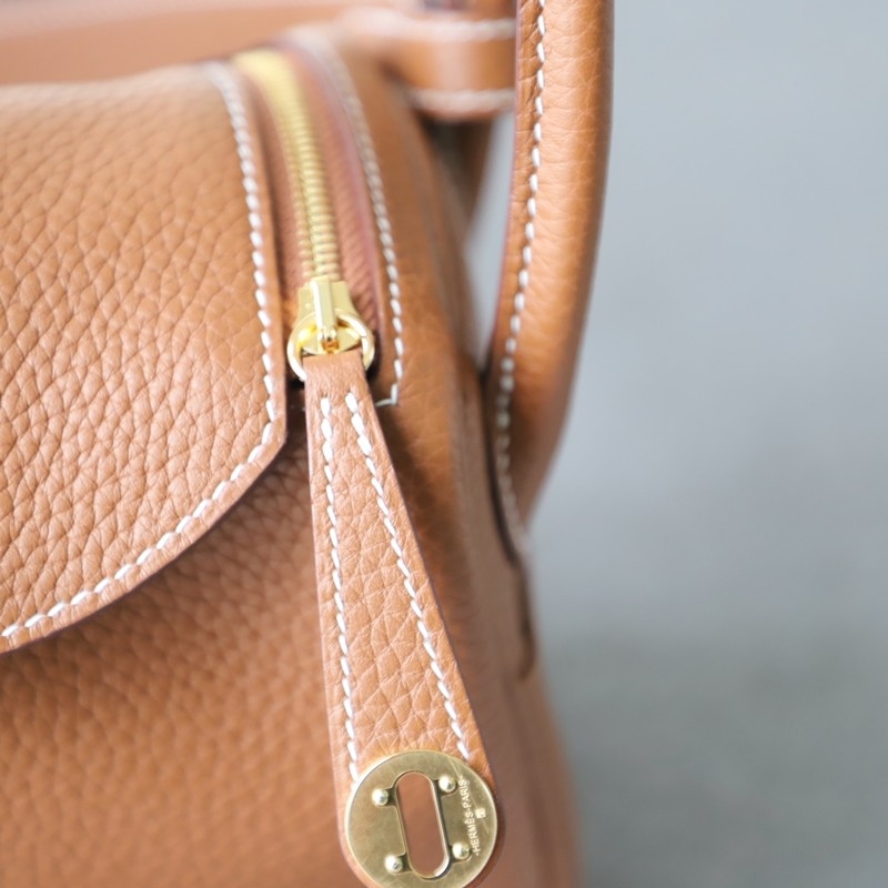  C37 GOLD clemence lindy mini with ghw
