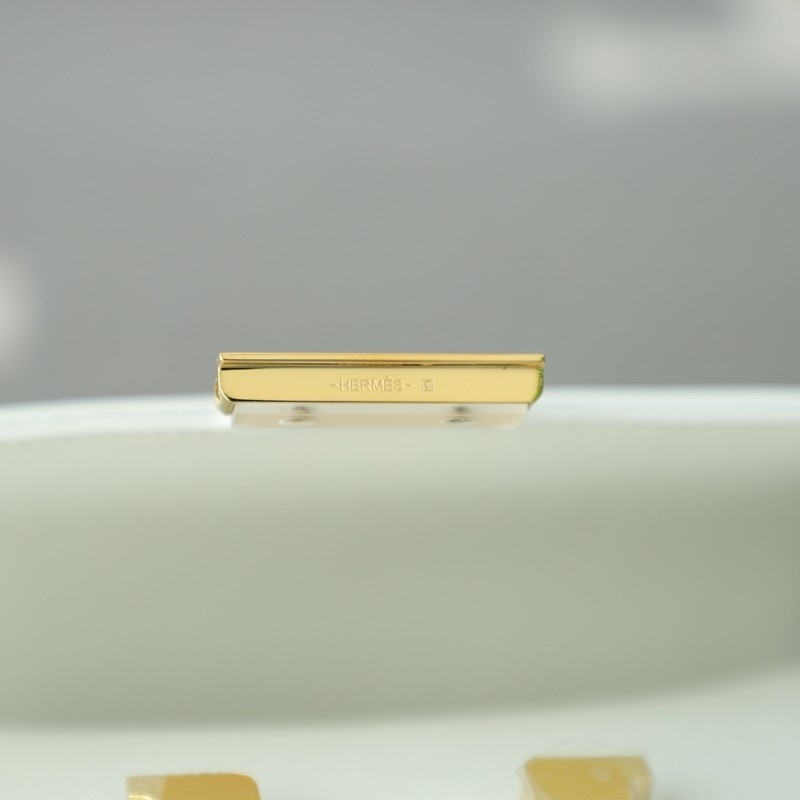01 Blanc Swift constance 18cm with Ghw