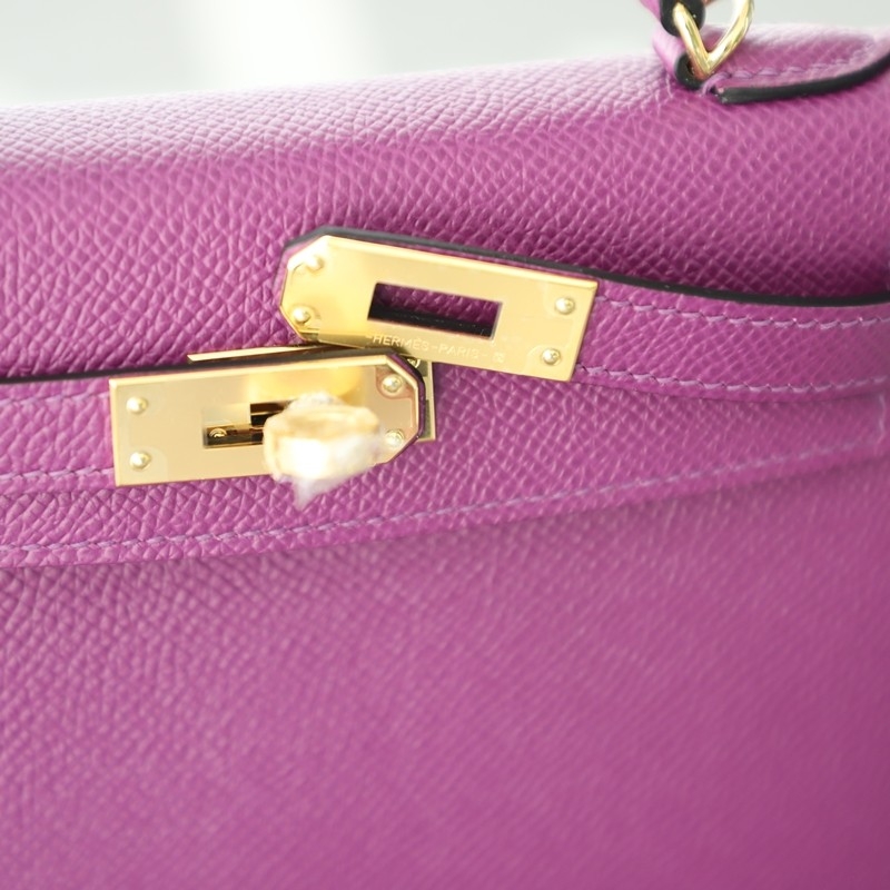 P9 Anemone epsom mini kelly II with GHW
