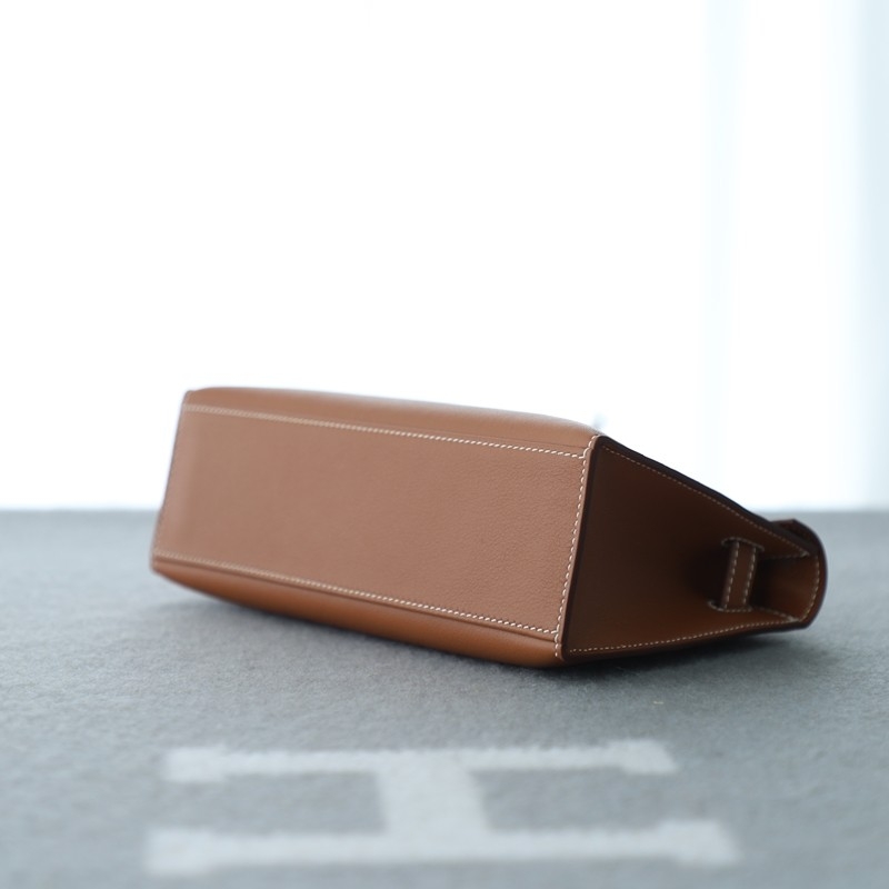 C37 GOLD swift kelly pochette with Ghw
