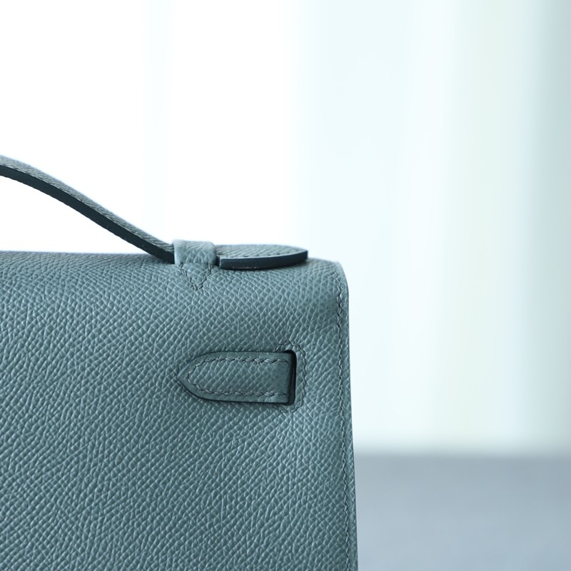 C63 vert amande epsom kelly Pochette ghw