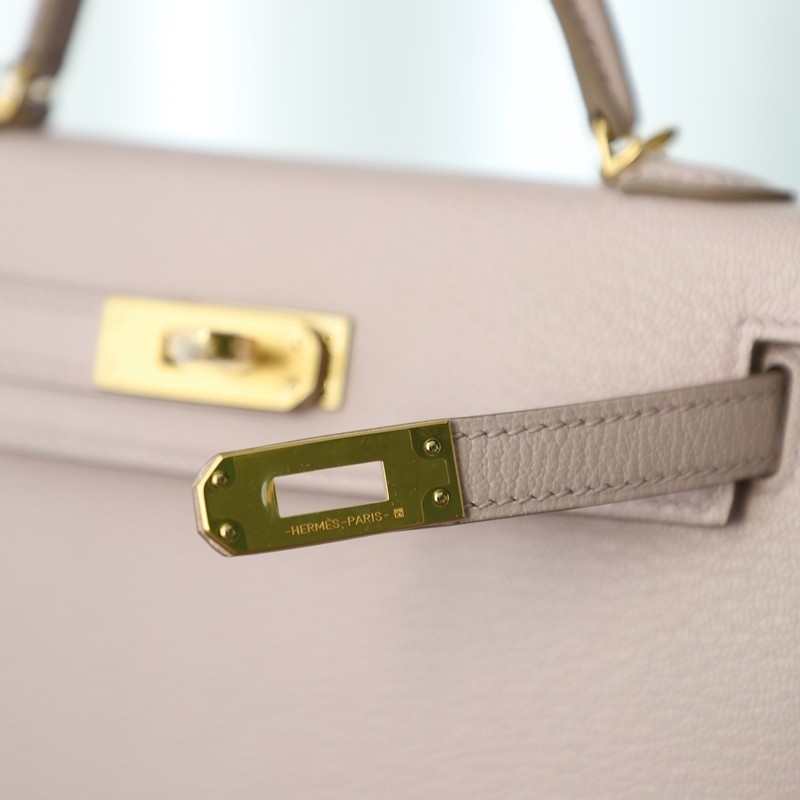 09 Mauve pale Cherve Kelly Mini II GHW
