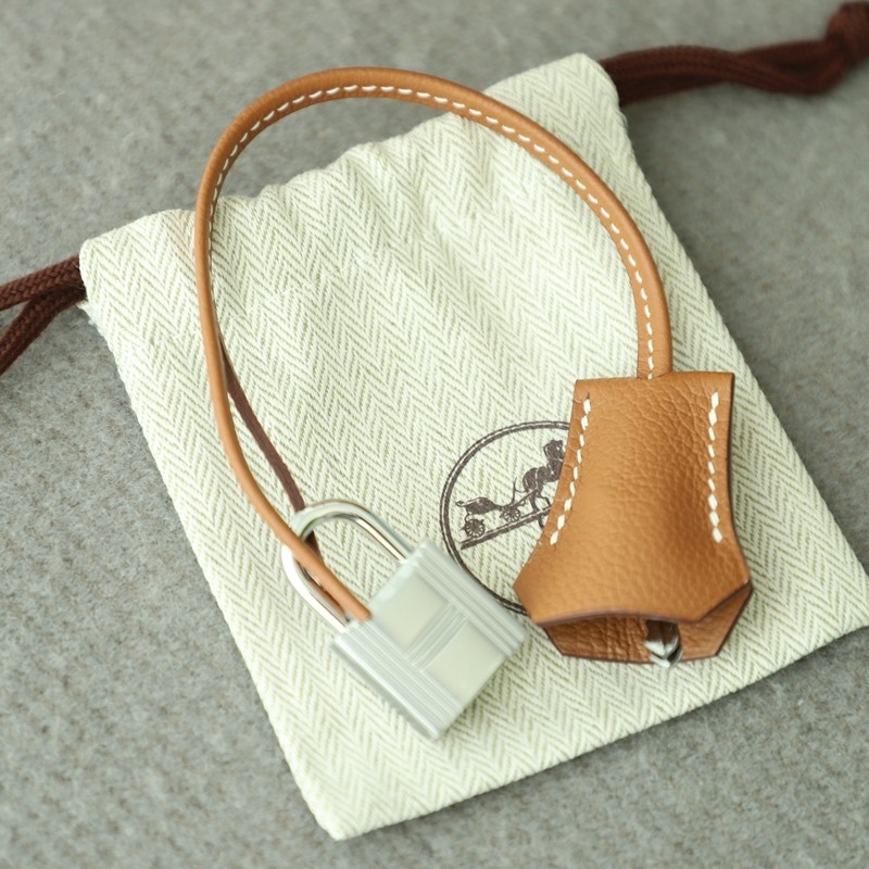  C37 GOLD evercolor kelly 28 with phw