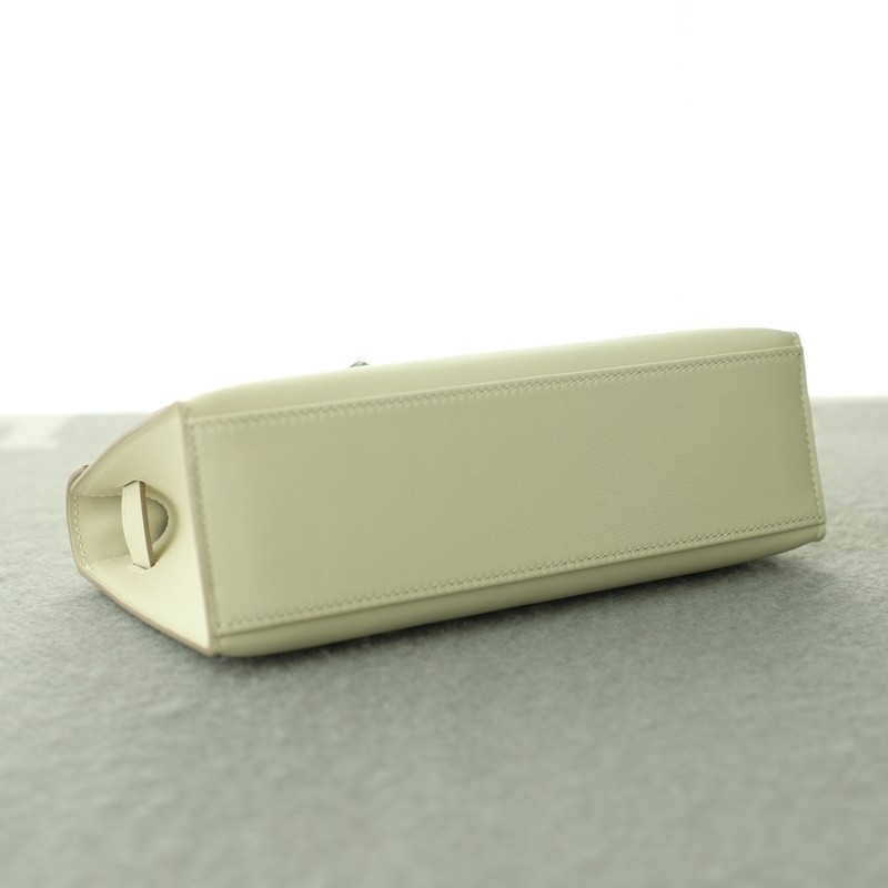 C10 Craie swift kelly pochette with phw