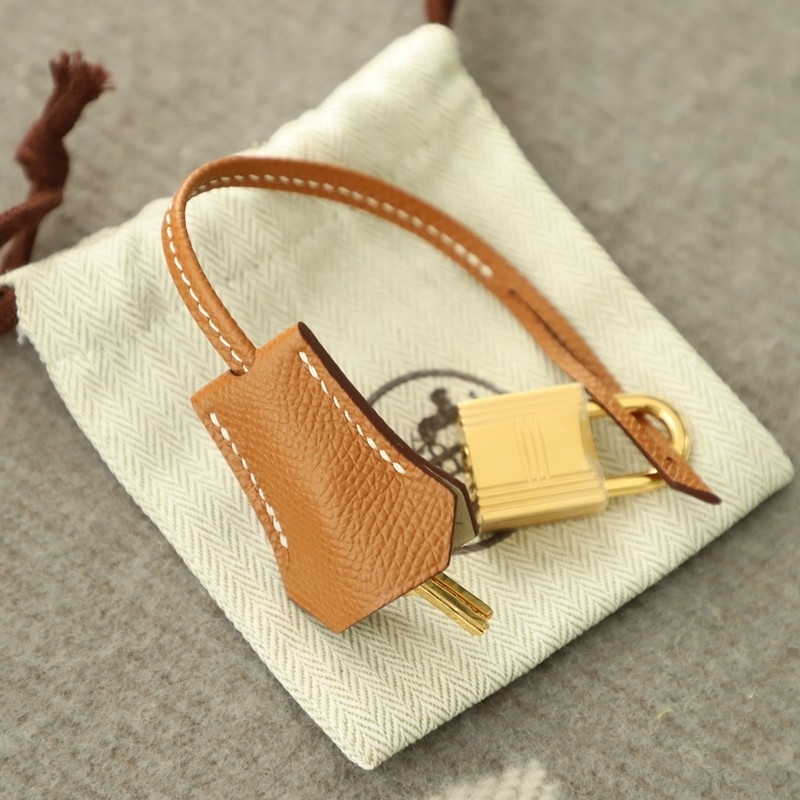 C10 Craie & C37 Gold Epsom Kelly25 GHW