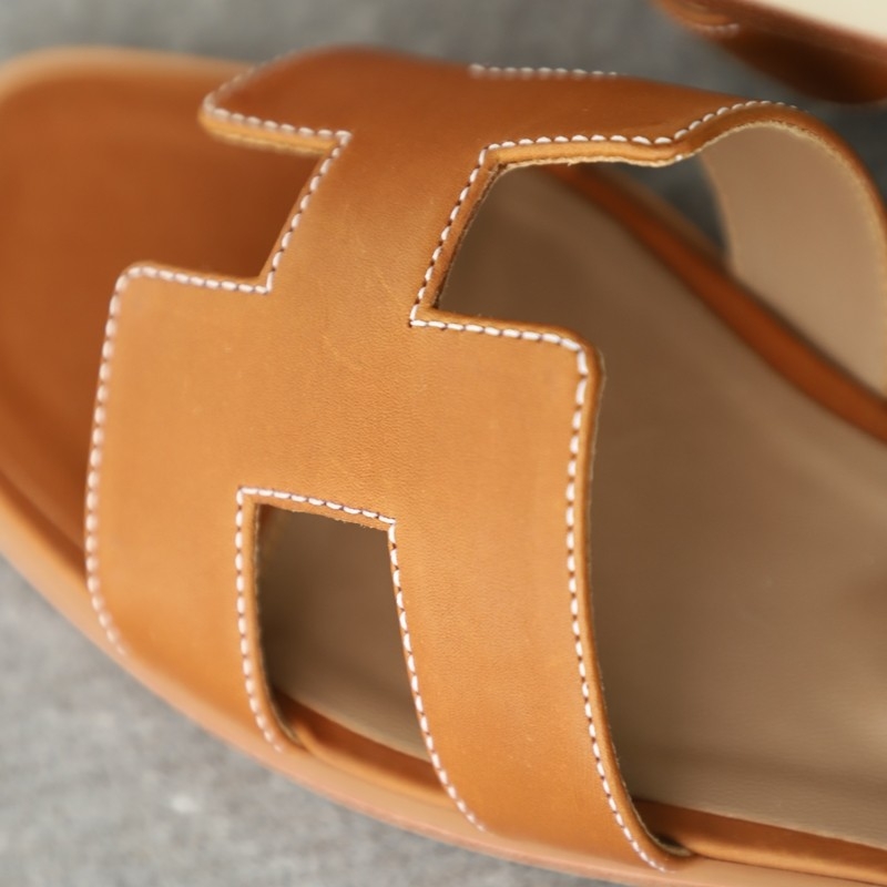 c37 gold barenia oasis sandal