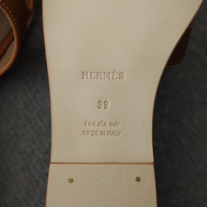 c37 gold barenia oasis sandal