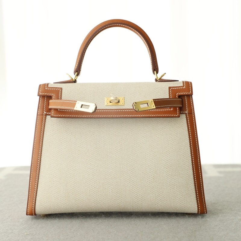 c37 gold barenia &Canvas Kelly 25cm with ghw