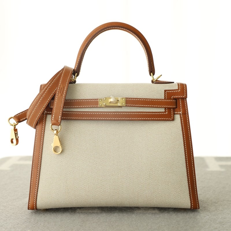 c37 gold barenia &Canvas Kelly 25cm with ghw