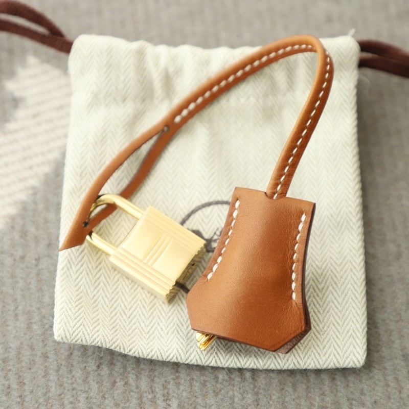c37 gold barenia &Canvas Kelly 25cm with ghw
