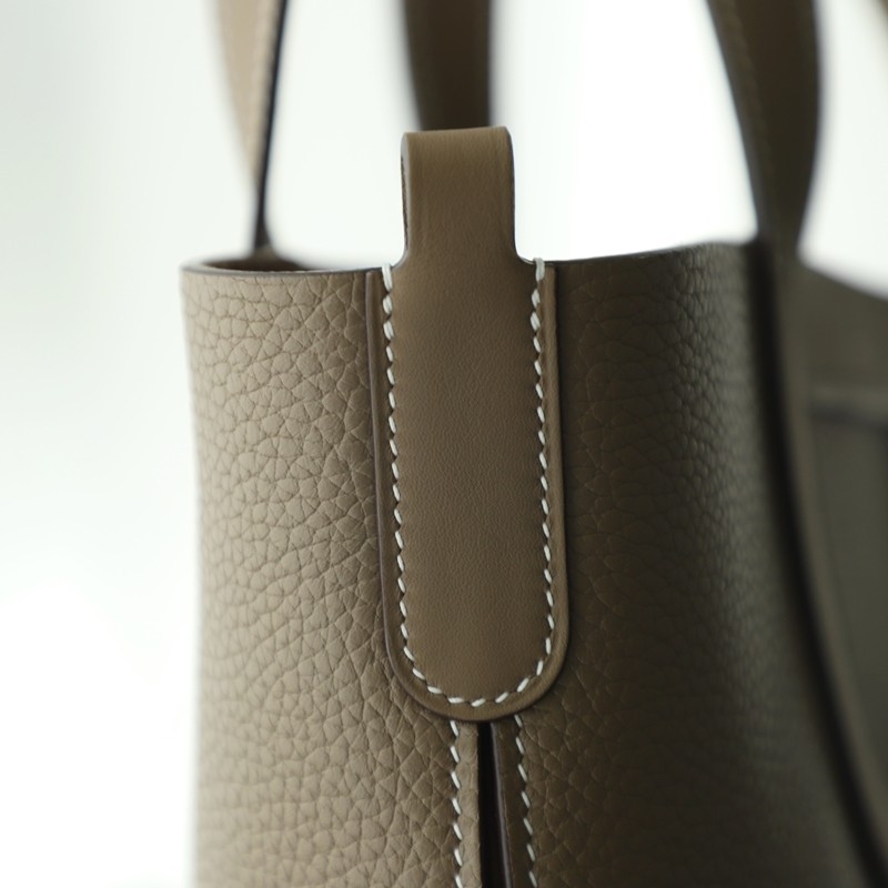 CK18 etoupe clemence Hermès in the loop 18 with ghw