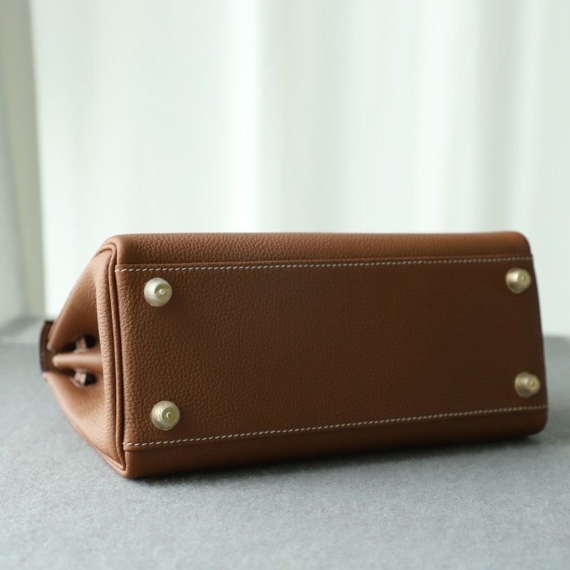 C37 GOLD togo kelly 25 retourne with ghw