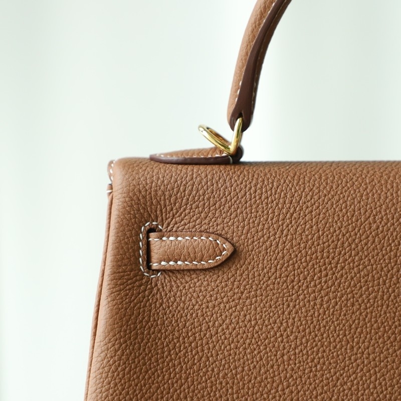 C37 GOLD togo kelly 25 retourne with ghw