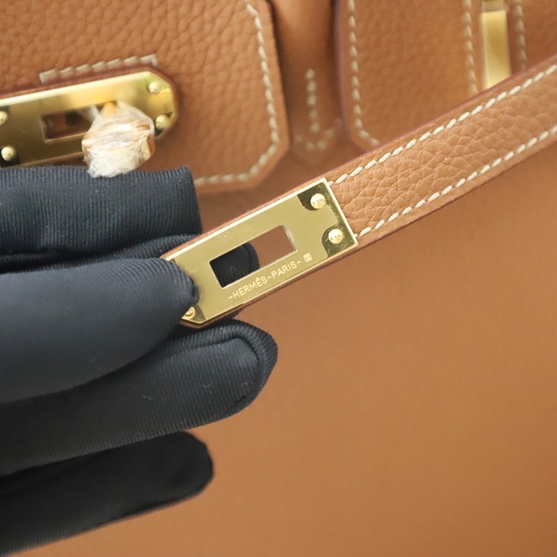 C37 GOLD & Q5 rouge casaque togo birkin 25 with ghw