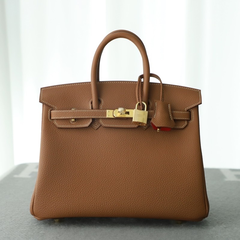 C37 GOLD & Q5 rouge casaque togo birkin 25 with ghw