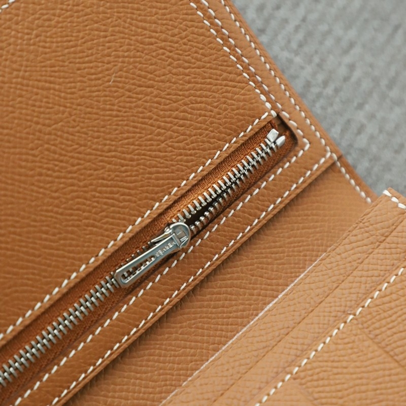 c37 gold epsom bearn wallet PHW