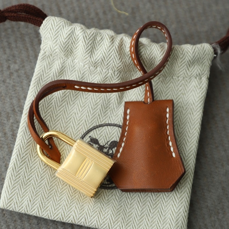 c37 gold barenia birkin 25 GHW