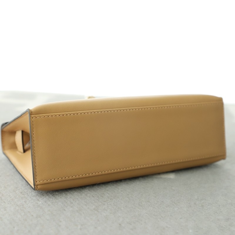 0M Chai swift kelly pochette with phw
