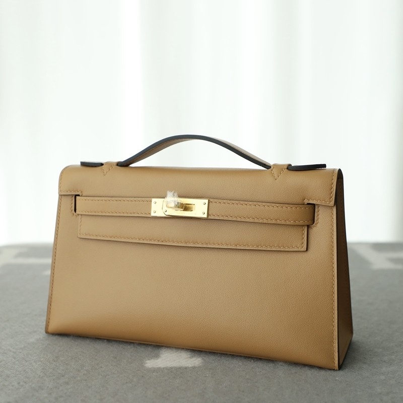 0M Chai swift kelly pochette with phw
