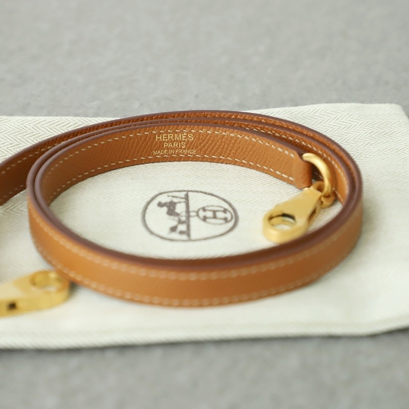 S2 Trench & C37 Gold Epsom Kelly25 GHW