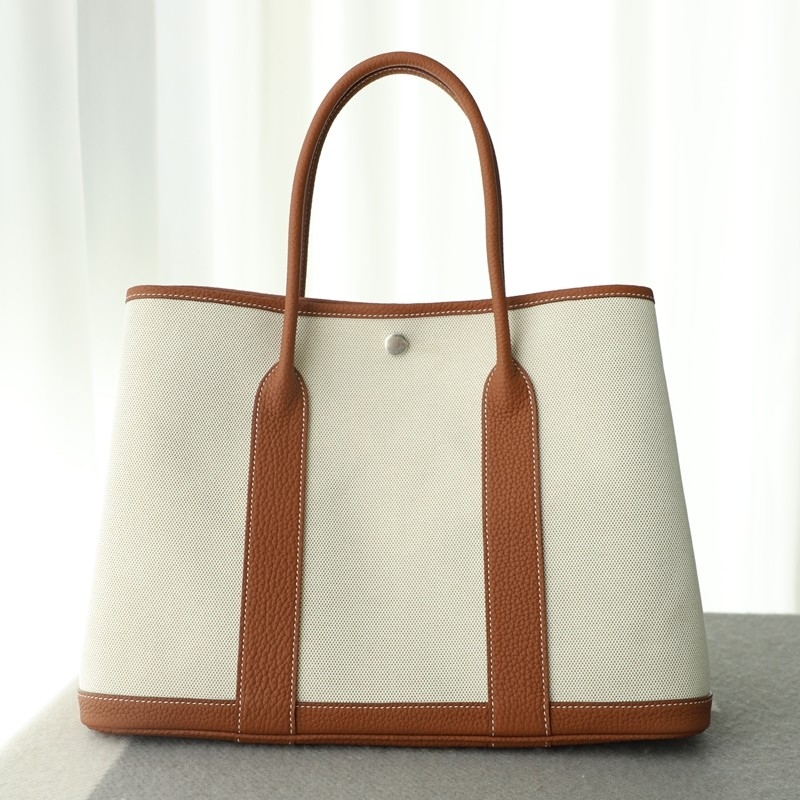 C37 Gold Negonda & Canvas Garden Party 36 With Phw