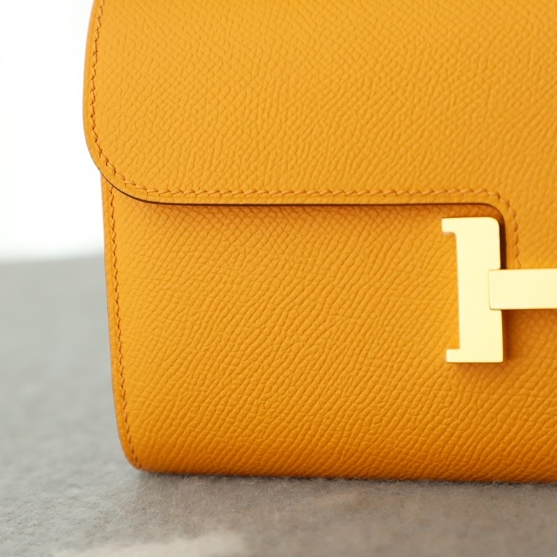 9V Jaune D or Epsom Constance Wallet With Ghw