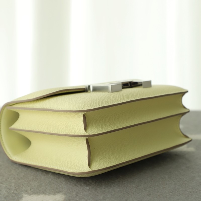 i8 Jaune Milton Craie epsom constance 18cm with Phw