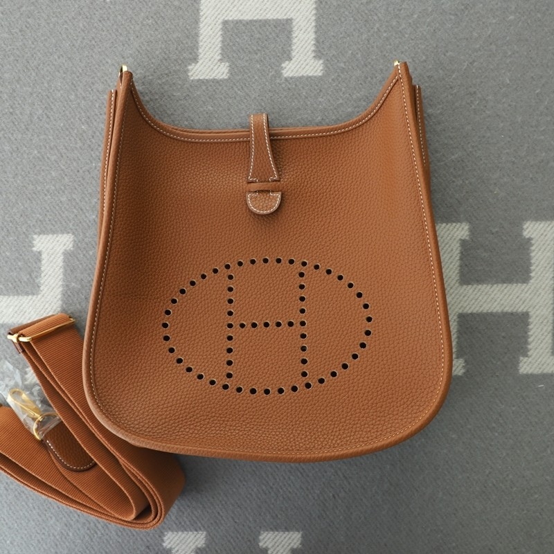 c37 gold Clemence evelyne pm Ghw