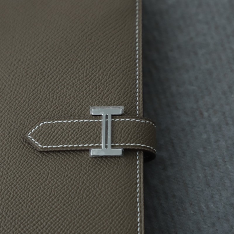 ck18 etoupe epsom bearn wallet PHW