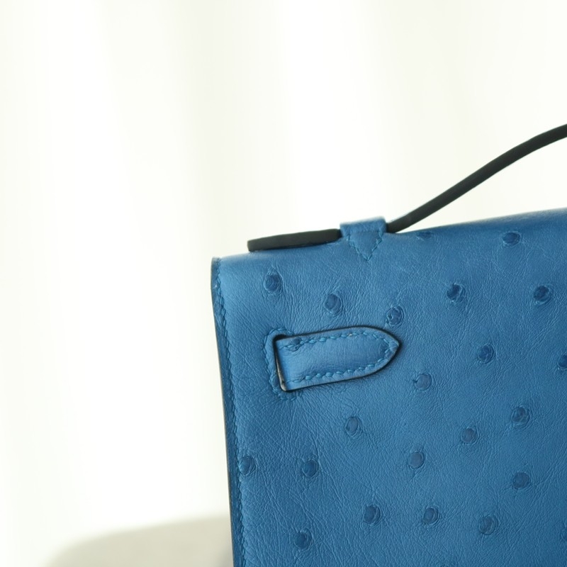 7Q Mykonos Ostrich Kelly Pochette With PHW