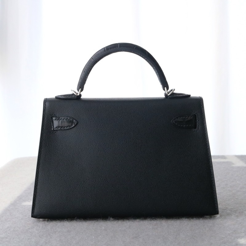 CK89 Nior/Black Madame and Matt aligator kelly mini touch with phw