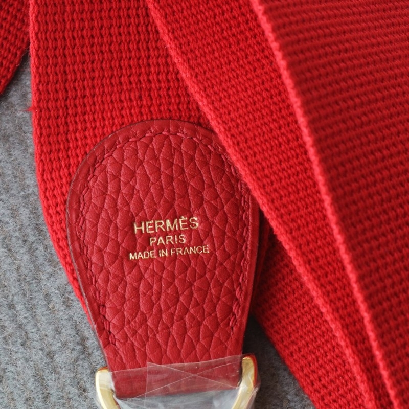 Q5 rouge casaque clemence Evelyne PM ghw