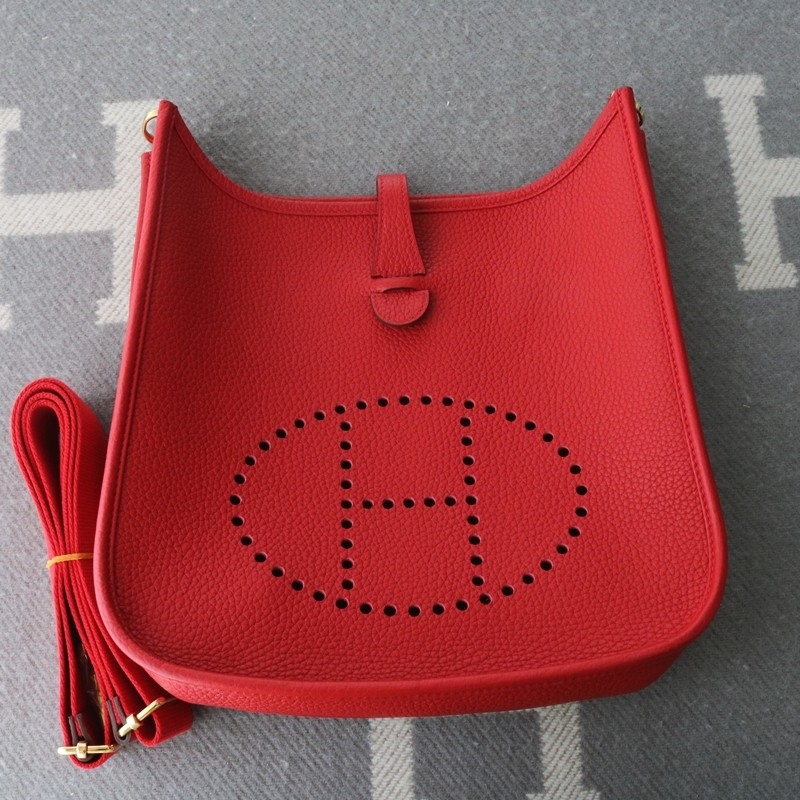 Q5 rouge casaque clemence Evelyne PM ghw