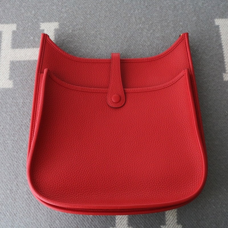 Q5 rouge casaque clemence Evelyne PM ghw