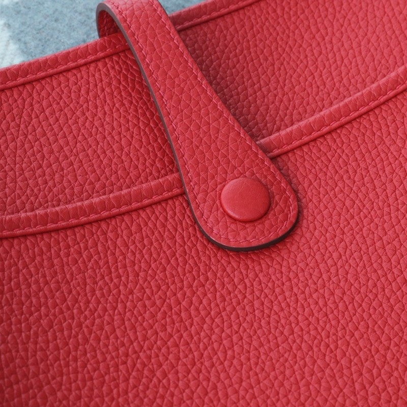 Q5 rouge casaque clemence Evelyne PM ghw