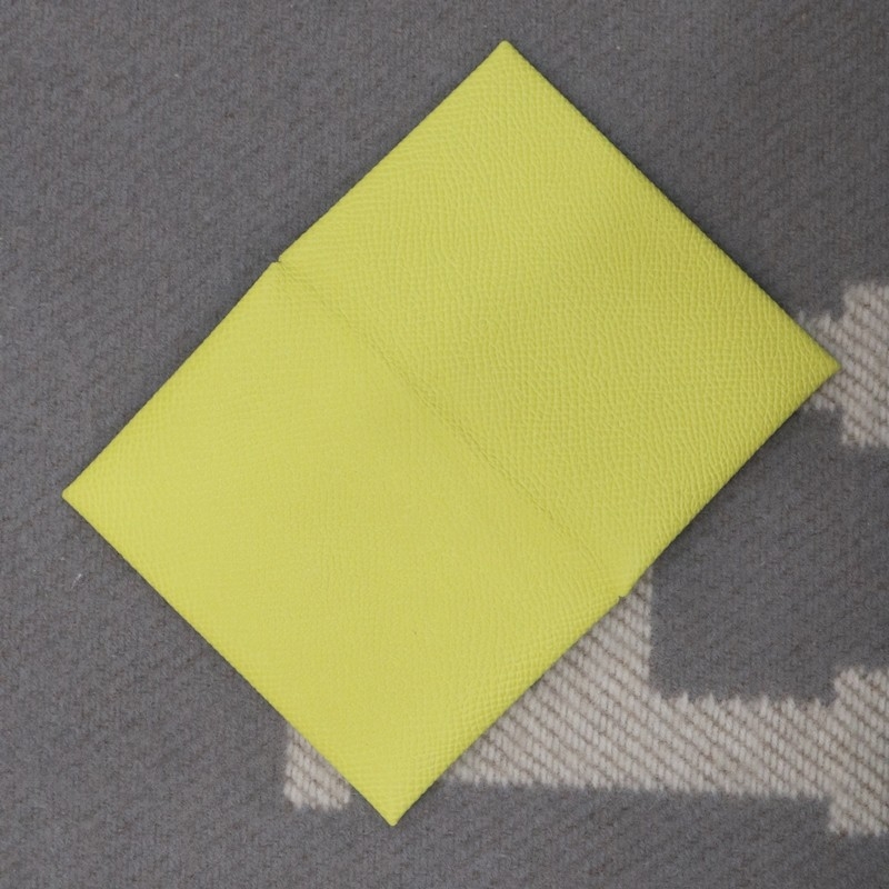 9R lime Calvi Epsom With Phw