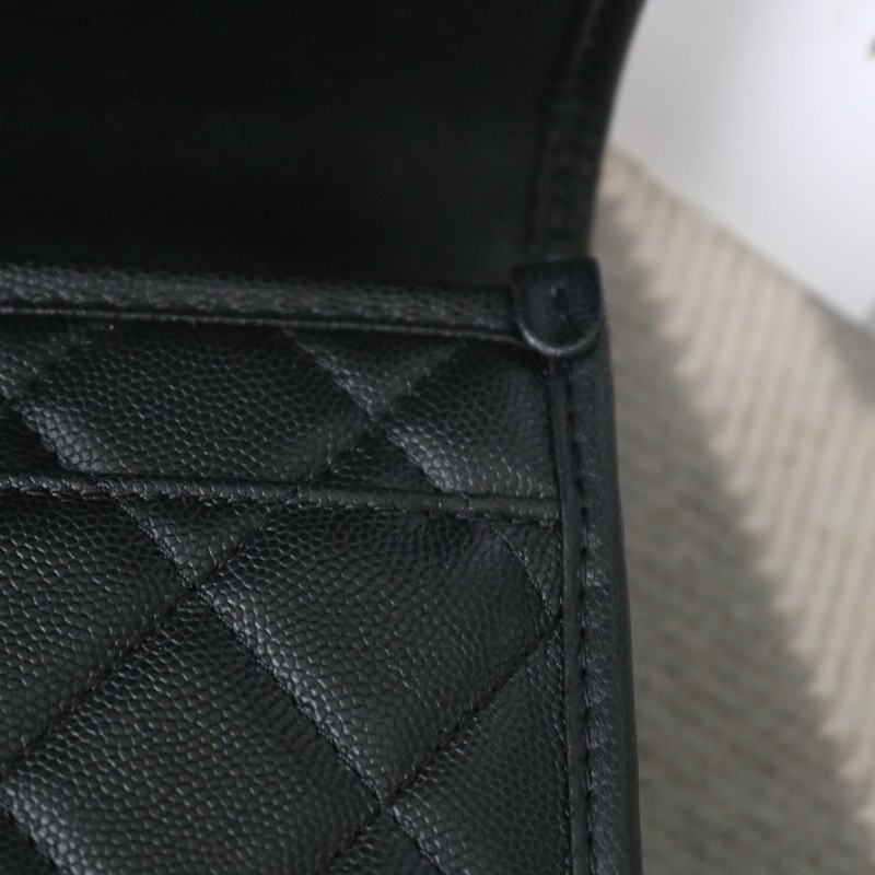 Chanel 25B backpack Black grained shiny calfskin & gold-tone metal Size:19.5*22*7cm