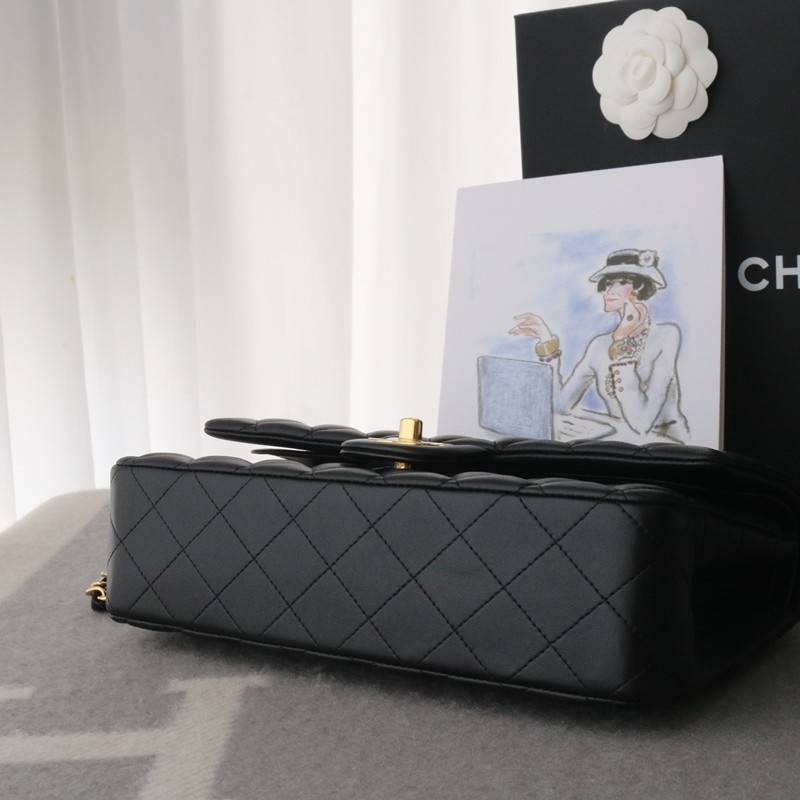 Chanel medium Classic Double Flap Bag Black Lambskin Gold Hardware Size:15.5*25.5*6.5cm