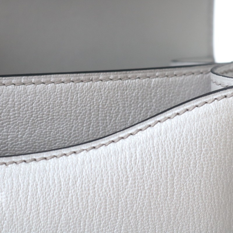 Constance 18 Metallic Olympic Silver cherve Leather PHW