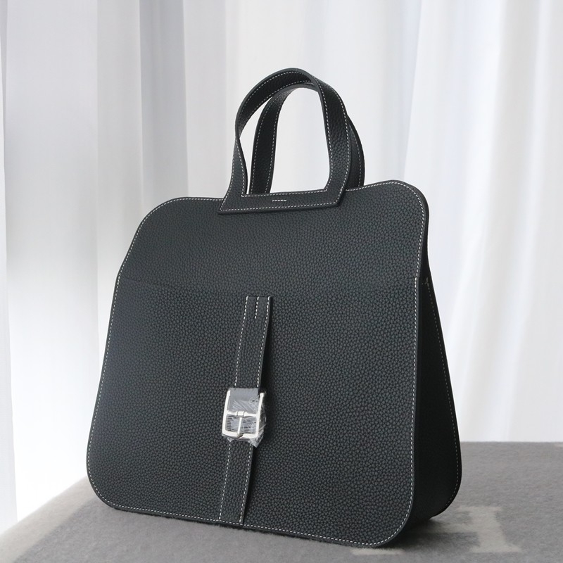 Nior clemence and Chocolate interior halzan 31 with phw