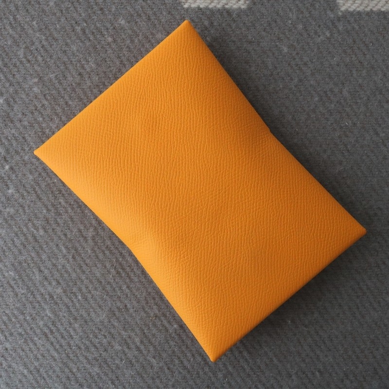 9V Jaune D or Calvi Epsom With Phw