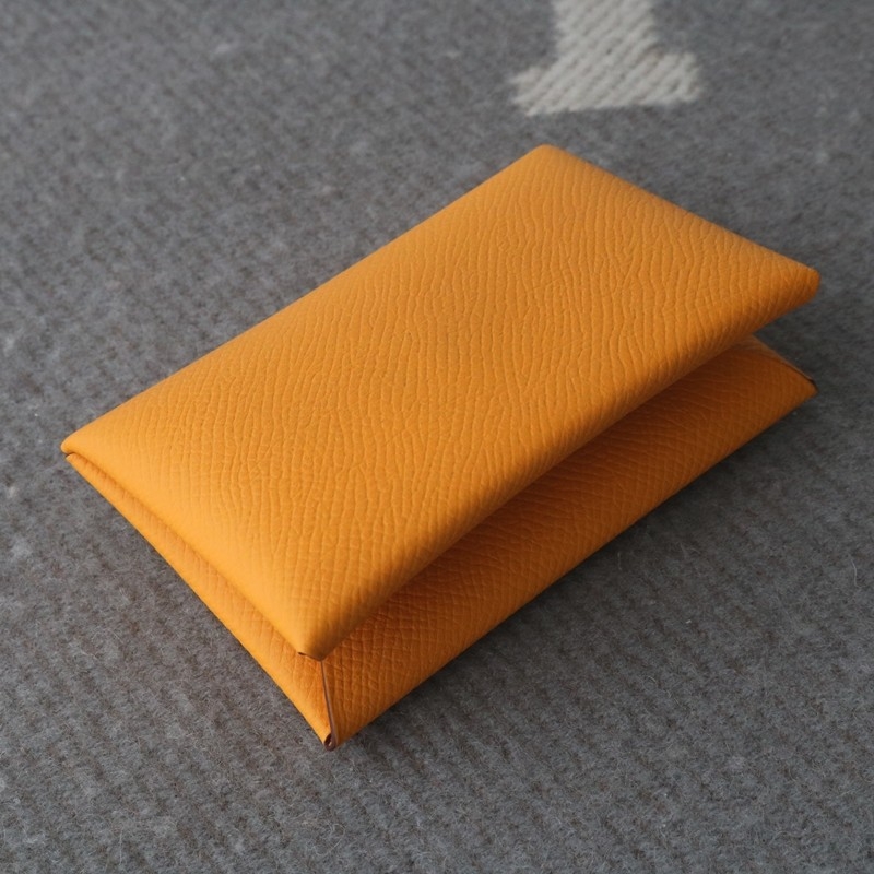9V Jaune D or Calvi Epsom With Phw